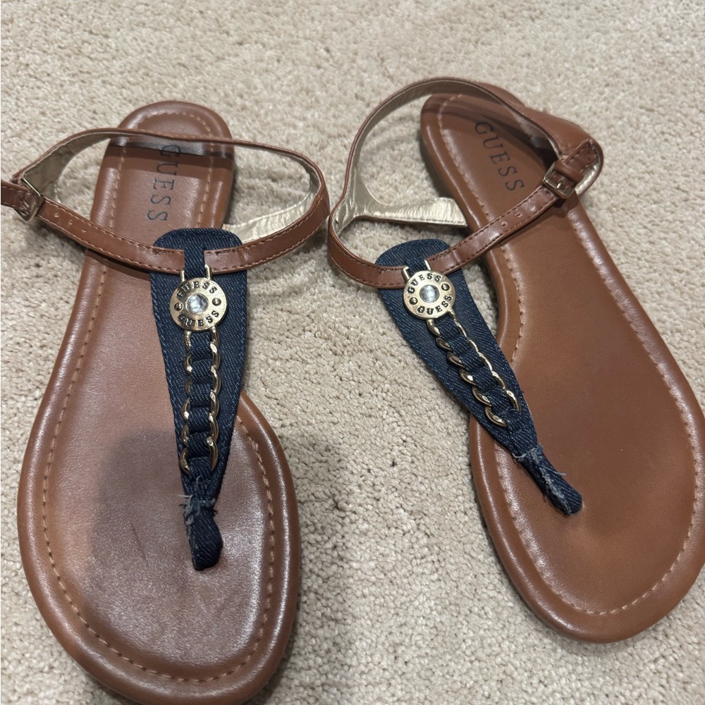 GUESS Women's Brown and Black Sandals